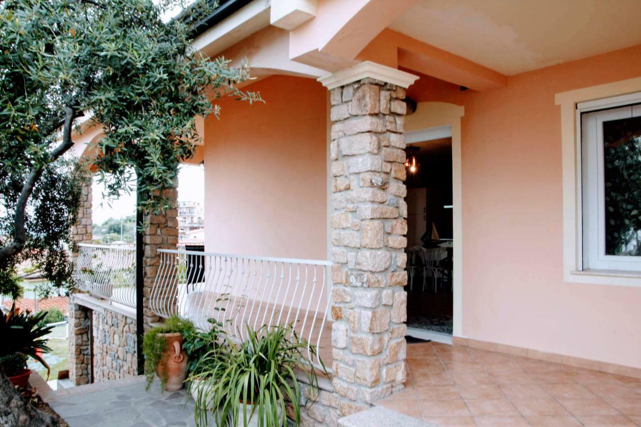 Grande Casa al mare le verande Santa Maria Navarrese Esterno foto